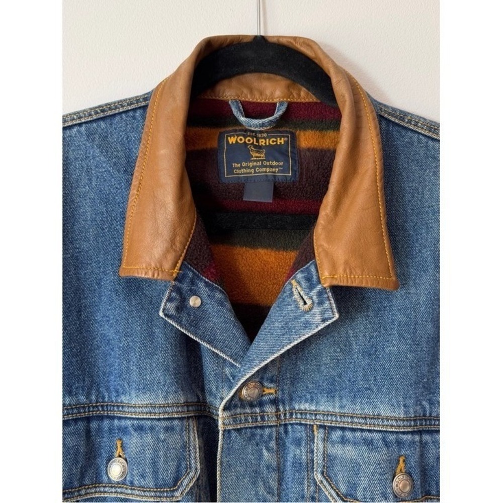 Vtg Woolrich Blanket Lined Denim Jacket Southwestern Barn Chore Aztec Trucker‎ M - Picture 3 of 10